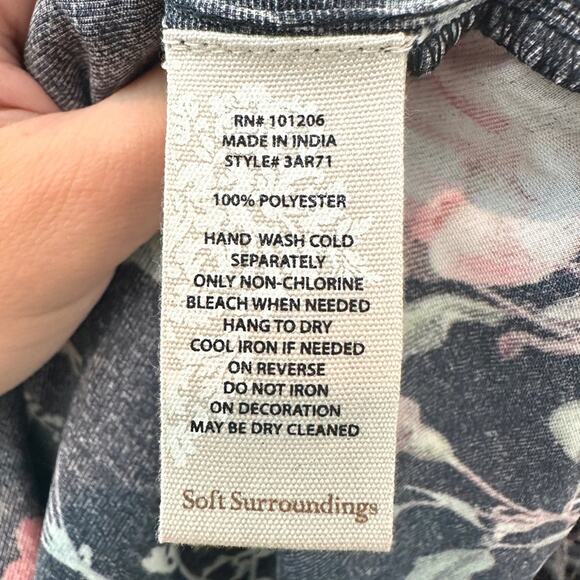 SOFT SURROUNDINGS | Velvet Floral Button Down Shirt New | Petite Small - Picture 7 of 7